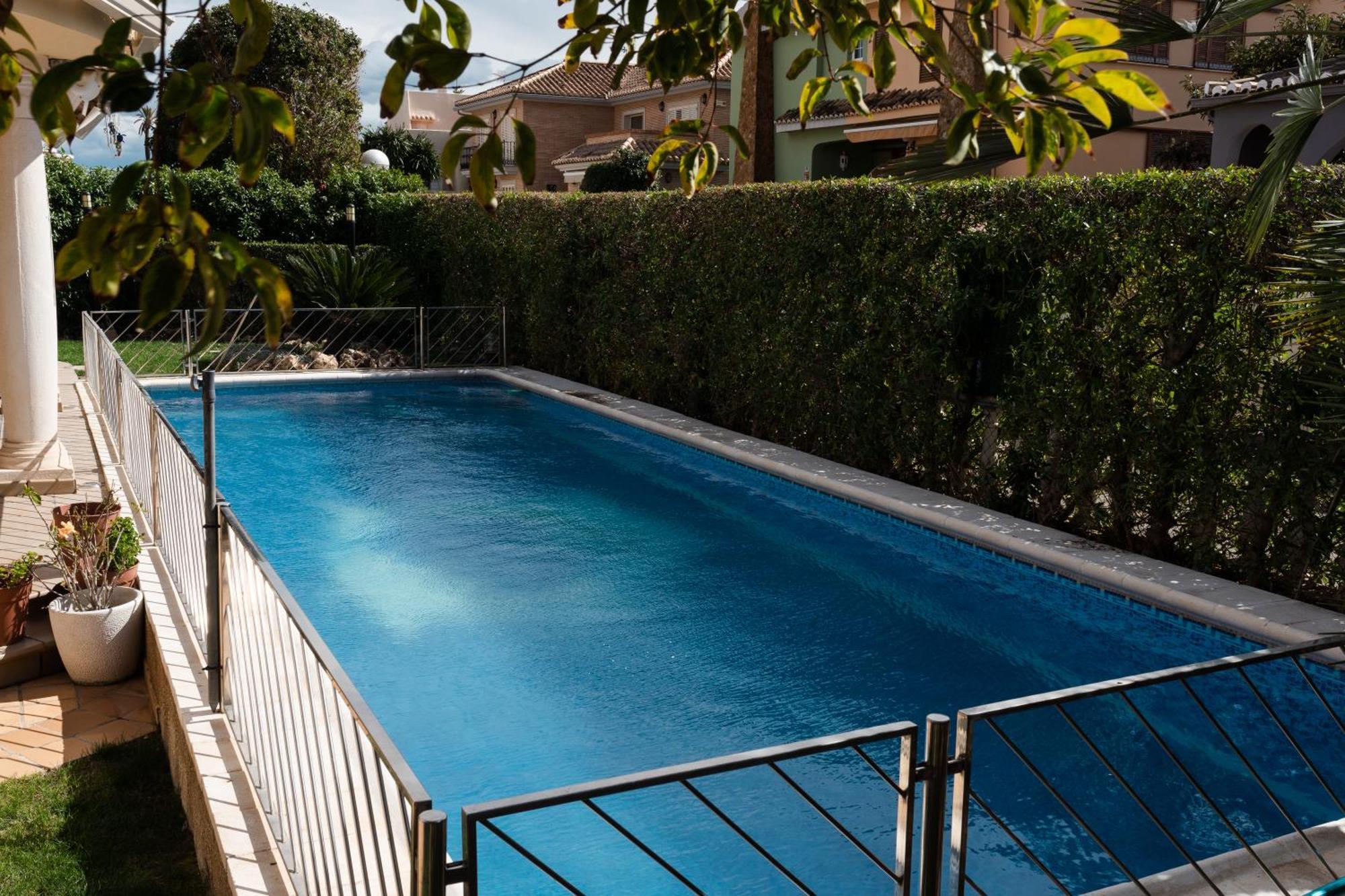 Experience Valencia Luxury Chalet Puig Val Con Piscina Luaran gambar