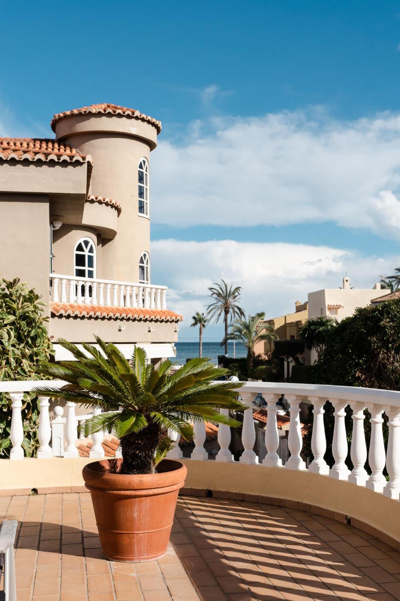 Experience Valencia Luxury Chalet Puig Val Con Piscina Luaran gambar